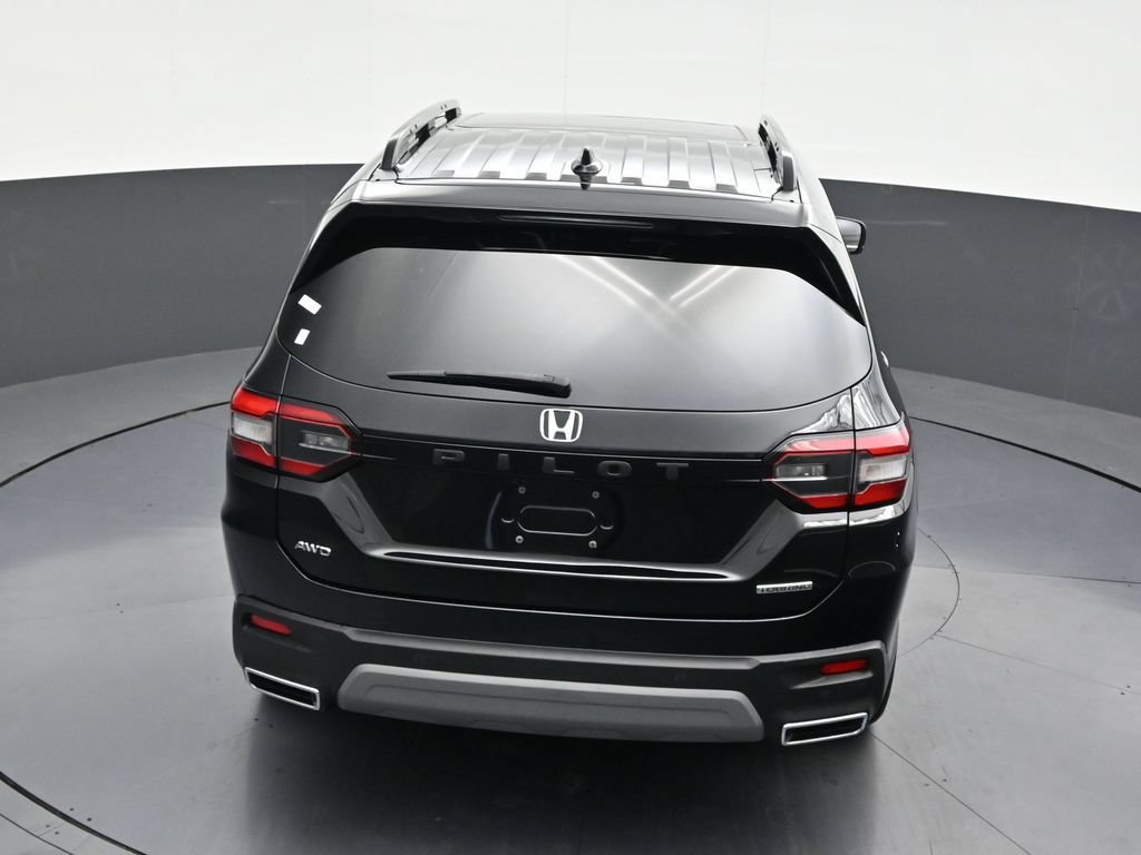 Used 2023 Honda Pilot Touring image 19