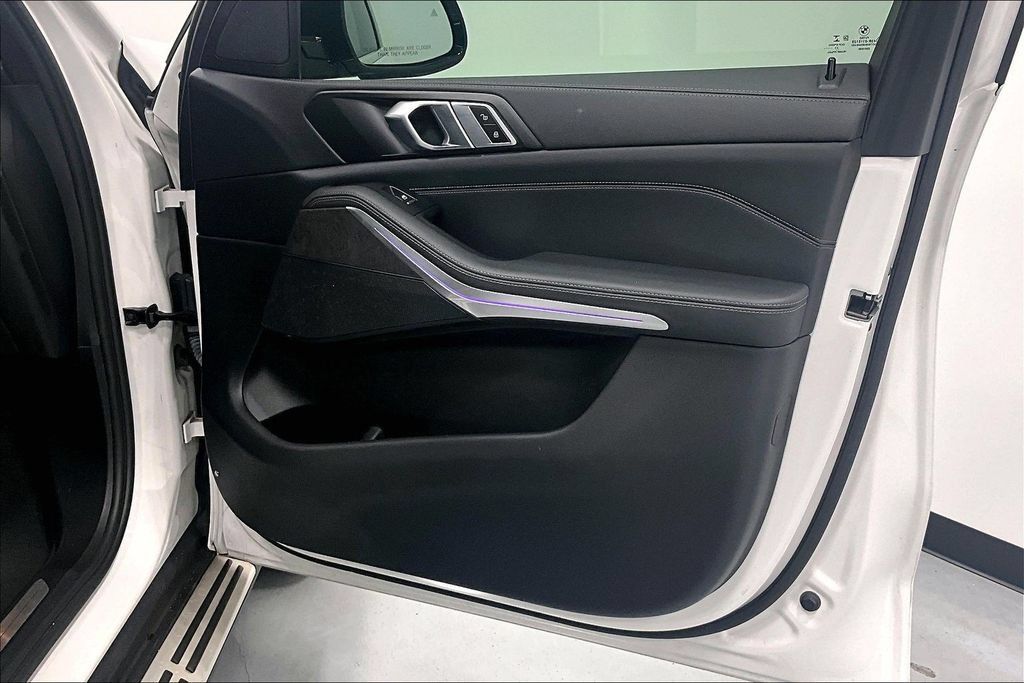 Used 2023 BMW X5 sDrive40i RWD image 19
