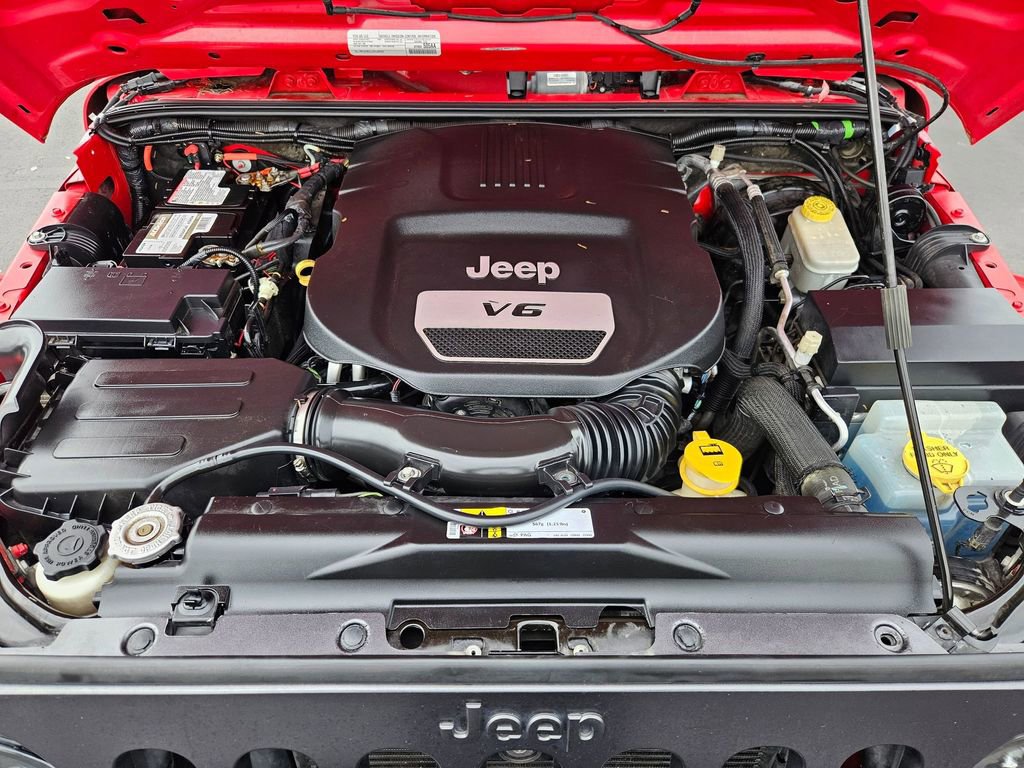 Used 2016 Jeep Wrangler Unlimited Sport image 31