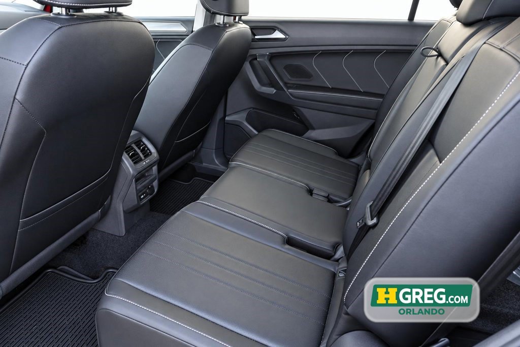 Used 2023 Volkswagen Tiguan SE FWD image 8