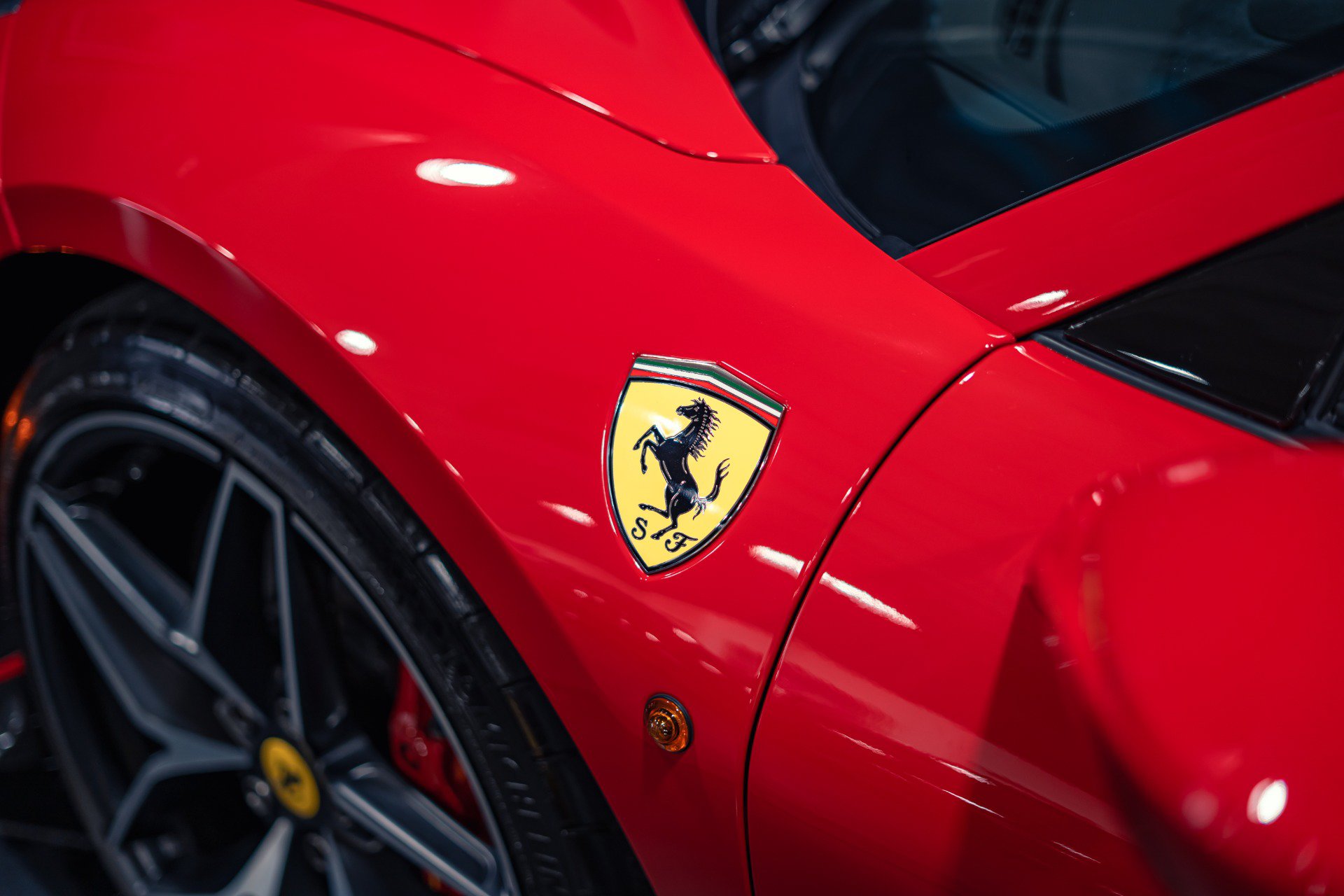 Used 2020 Ferrari 488 Pista Spider RWD image 25