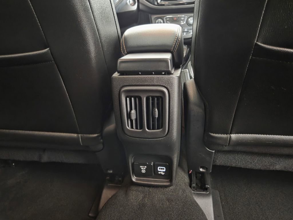 Used 2019 Jeep Compass Limited w/ Advanced Safety Group image 34