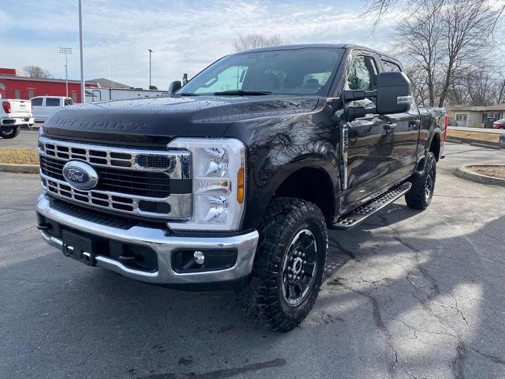 New 2026 Ford F250 XLT w/ Tremor Off-Road Package image 3