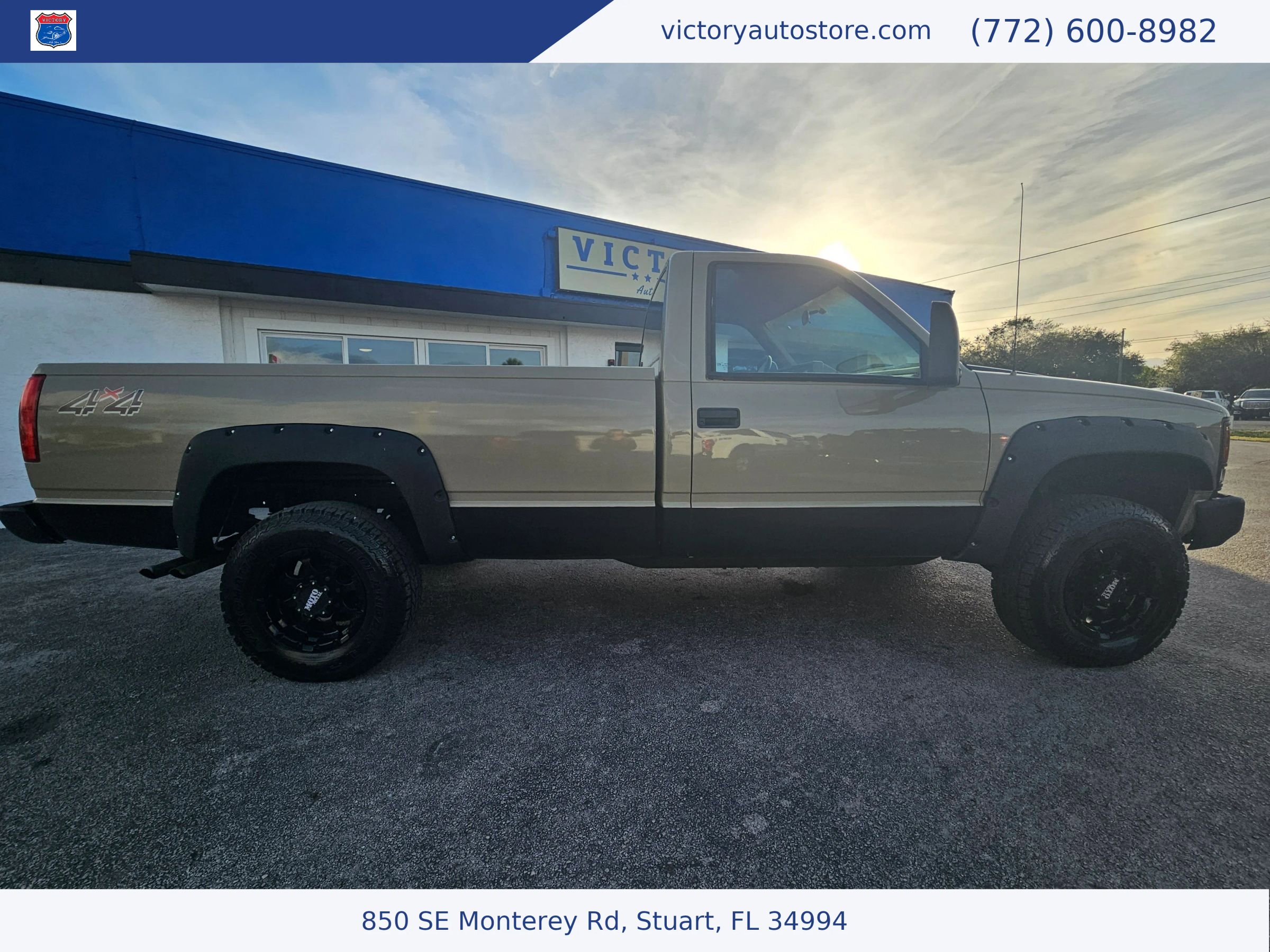 Used 1988 Chevrolet Silverado 3500 4x4 Regular Cab image 4