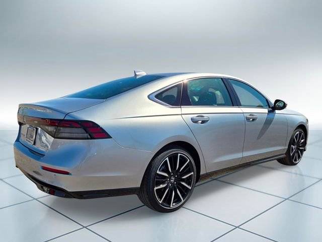 New 2026 Honda Accord Touring image 4