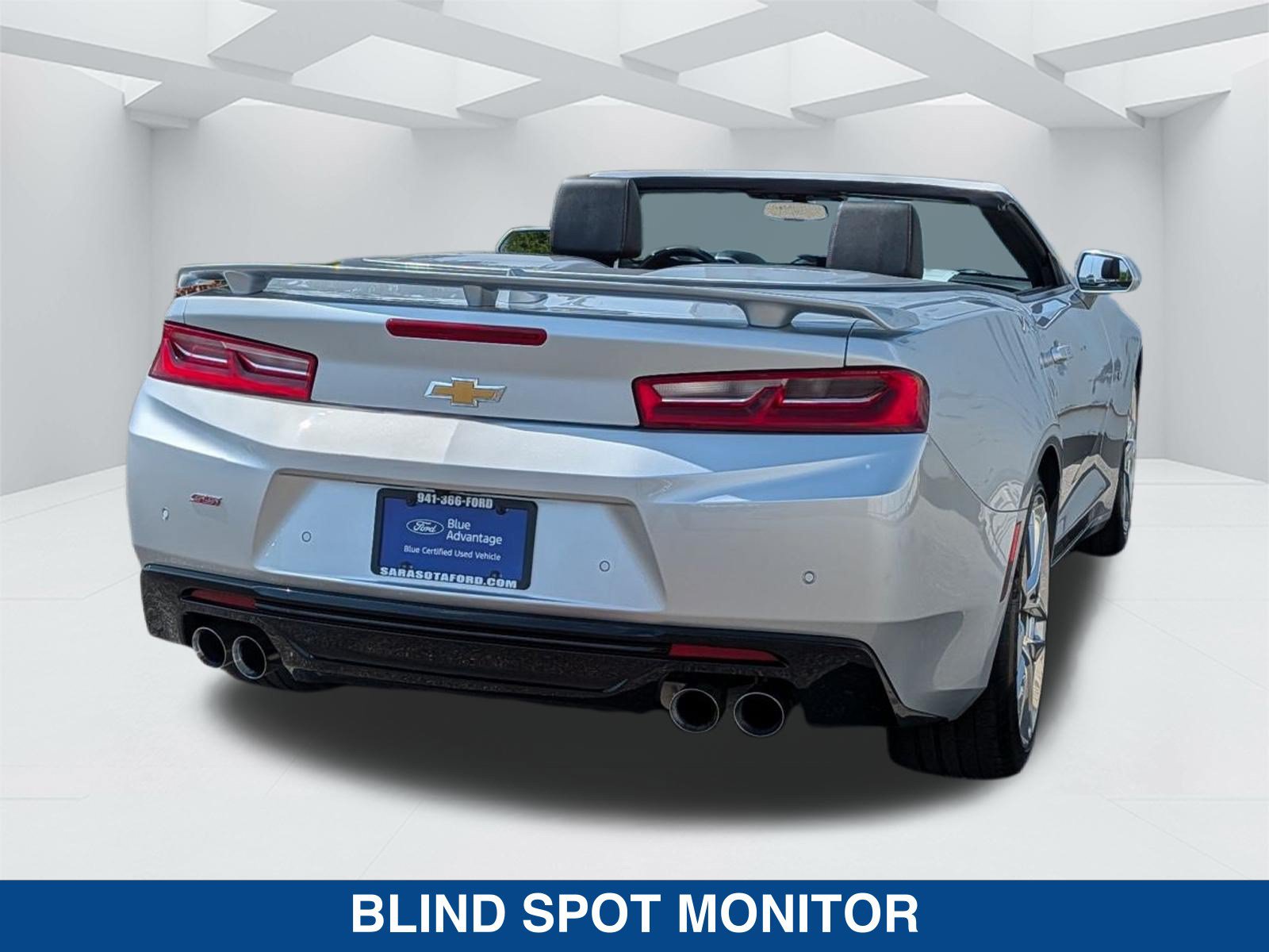Used 2017 Chevrolet Camaro SS RWD image 5