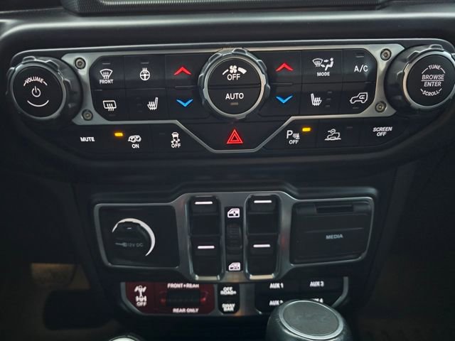 Used 2023 Jeep Wrangler Unlimited Rubicon 392 AWD/4WD image 36