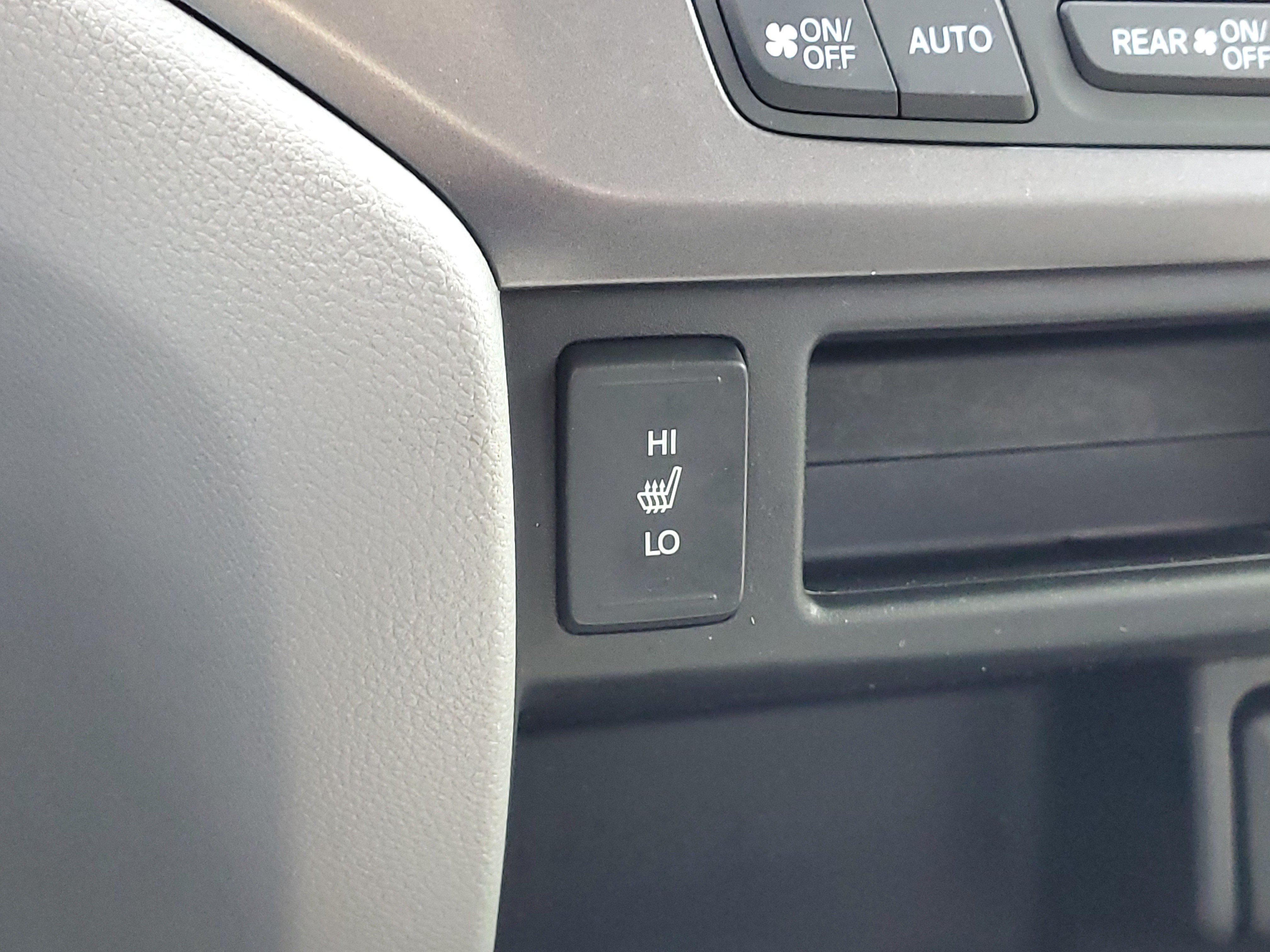 Certified 2018 Honda Pilot EX-L image 27