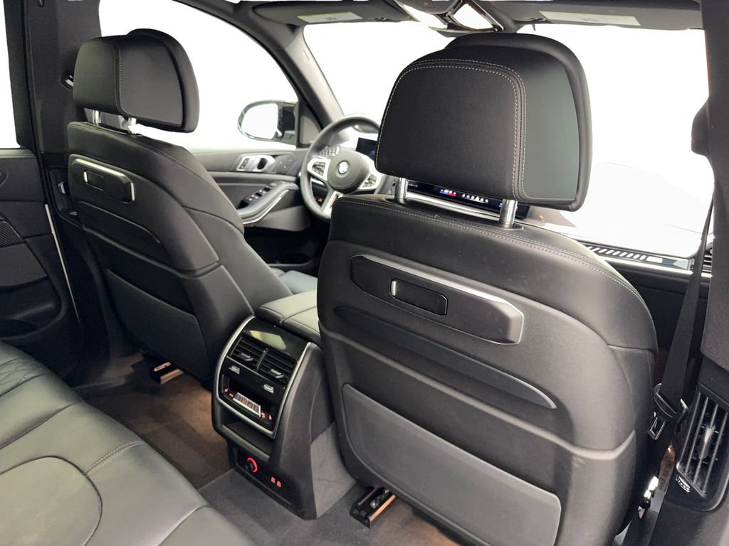 Used 2025 BMW X5 M60i w/ Executive Package AWD/4WD image 42