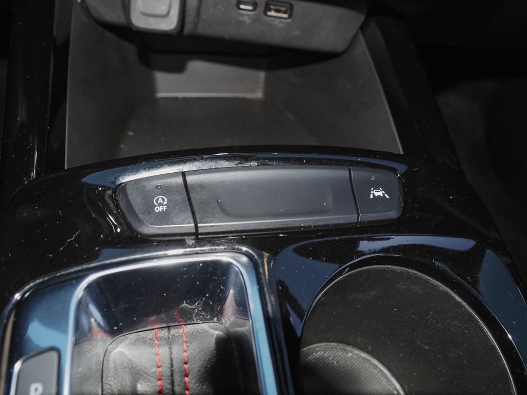 Certified 2024 Chevrolet Trax RS FWD image 15