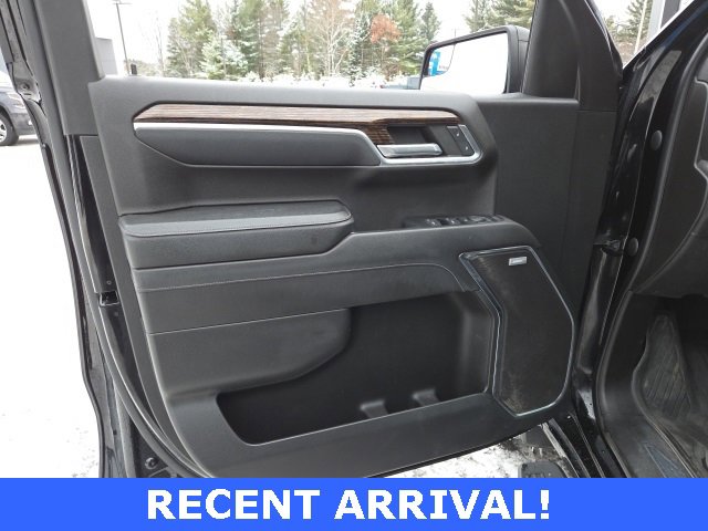 Used 2023 GMC Sierra 1500 Elevation w/ Preferred Package image 41