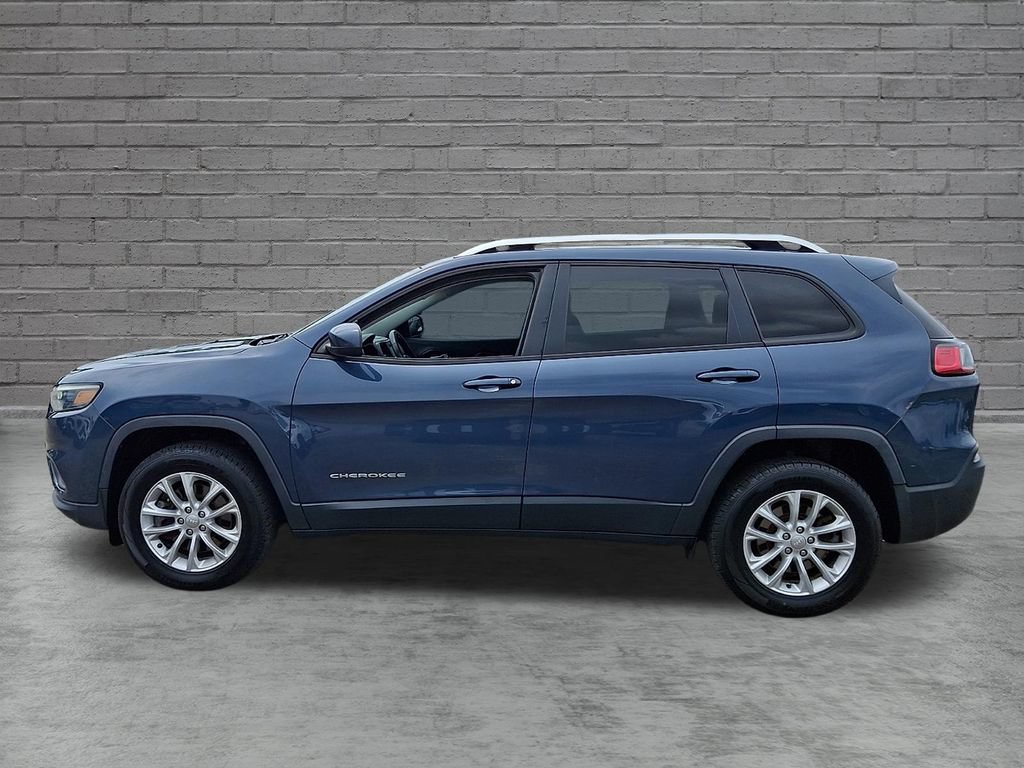 Used 2020 Jeep Cherokee Latitude w/ Cold Weather Group AWD/4WD image 7