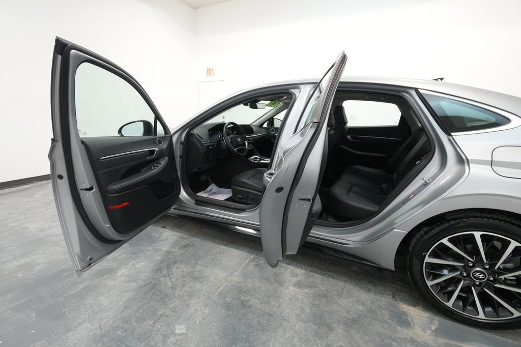 Used 2023 Hyundai Sonata Limited FWD image 24