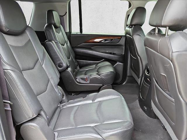 Used 2016 Cadillac Escalade ESV Luxury AWD/4WD image 22