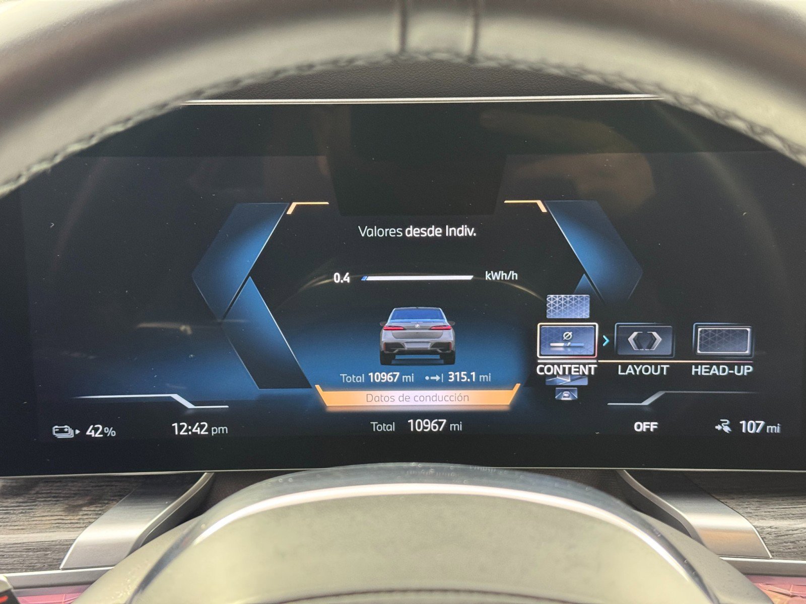 Used 2024 BMW i7 xDrive60 w/ Premium Package image 21