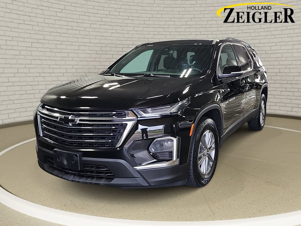 Used 2023 Chevrolet Traverse LT