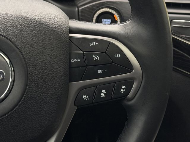 Used 2019 Jeep Grand Cherokee High Altitude RWD image 14
