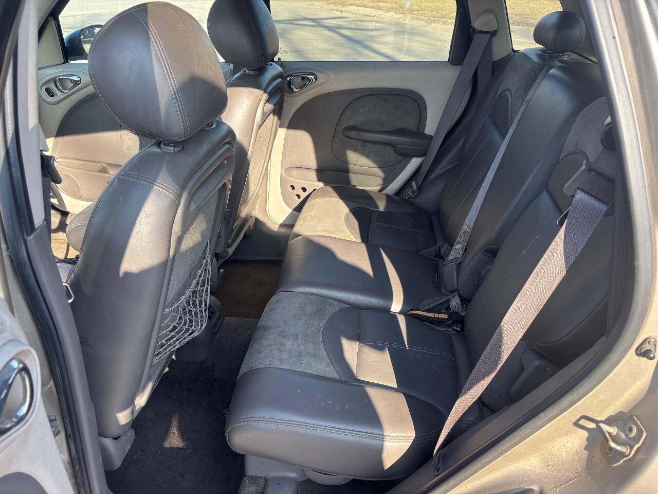 Used 2003 Chrysler PT Cruiser Limited FWD image 18
