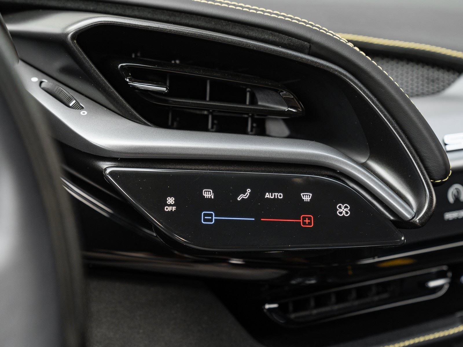 Used 2021 Ferrari SF90 Stradale image 39