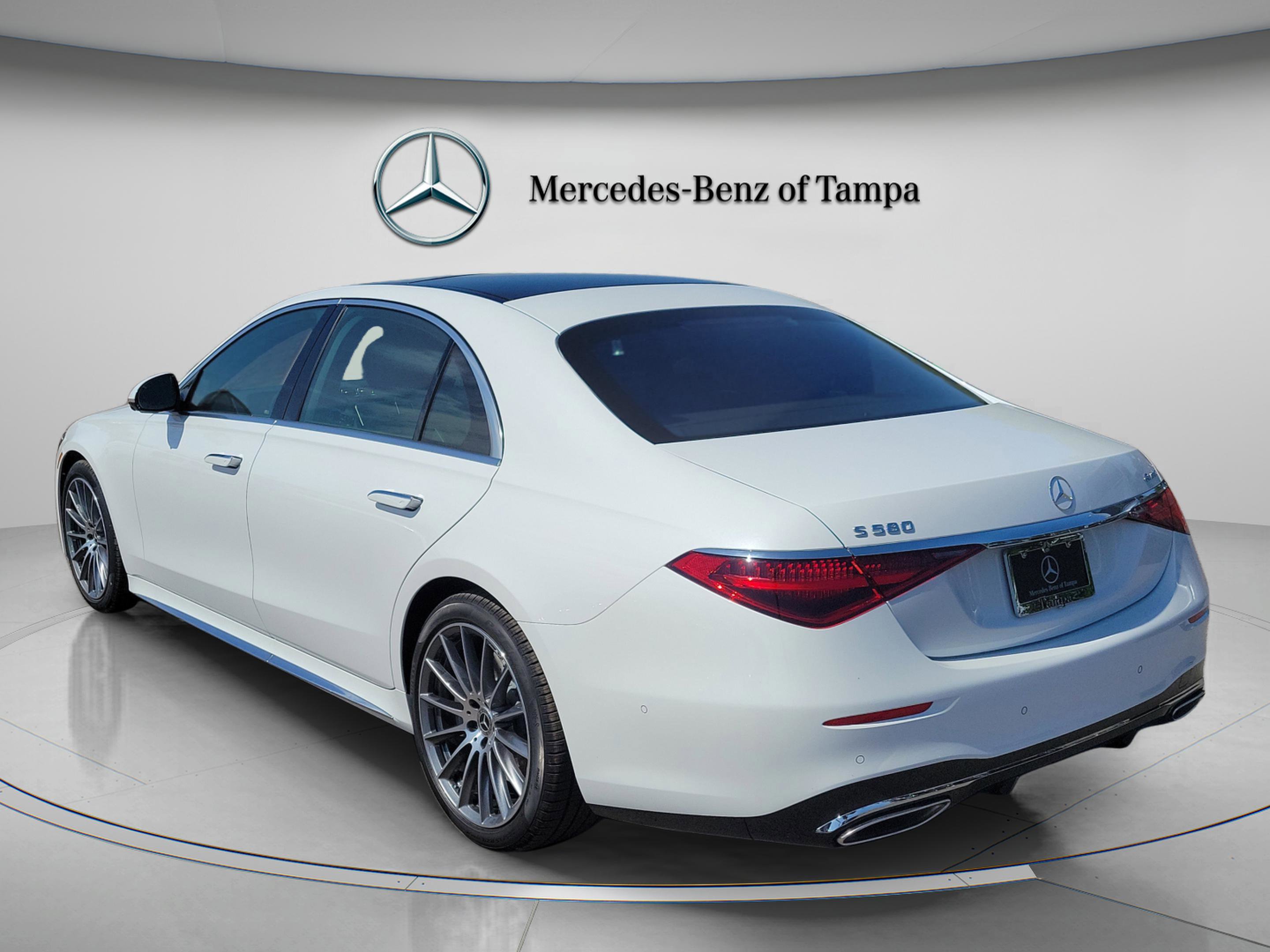 New 2026 Mercedes-Benz S 580 4MATIC Sedan image 2