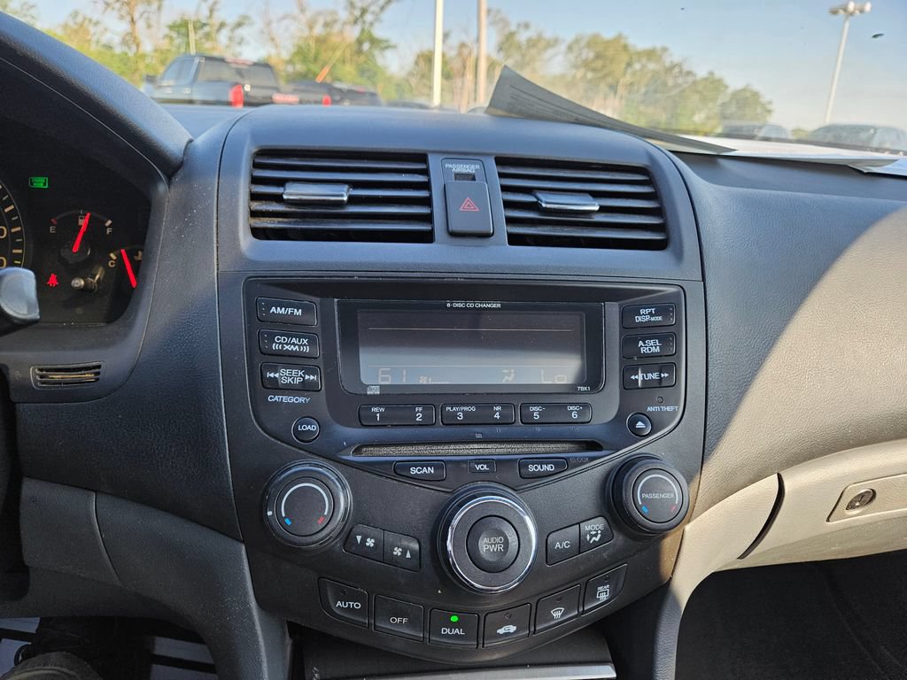Used 2005 Honda Accord EX-L image 12
