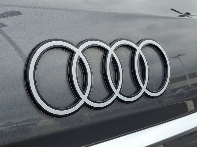 Used 2025 Audi Q7 3.0T Premium Plus AWD/4WD image 32