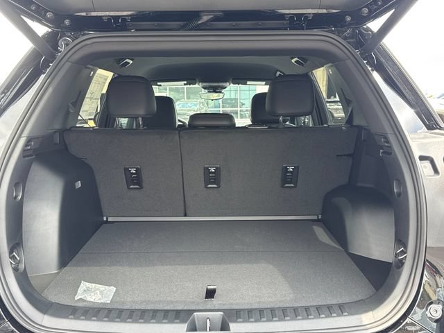 New 2027 GMC Terrain AT4 w/ Convenience Package III AWD/4WD image 12