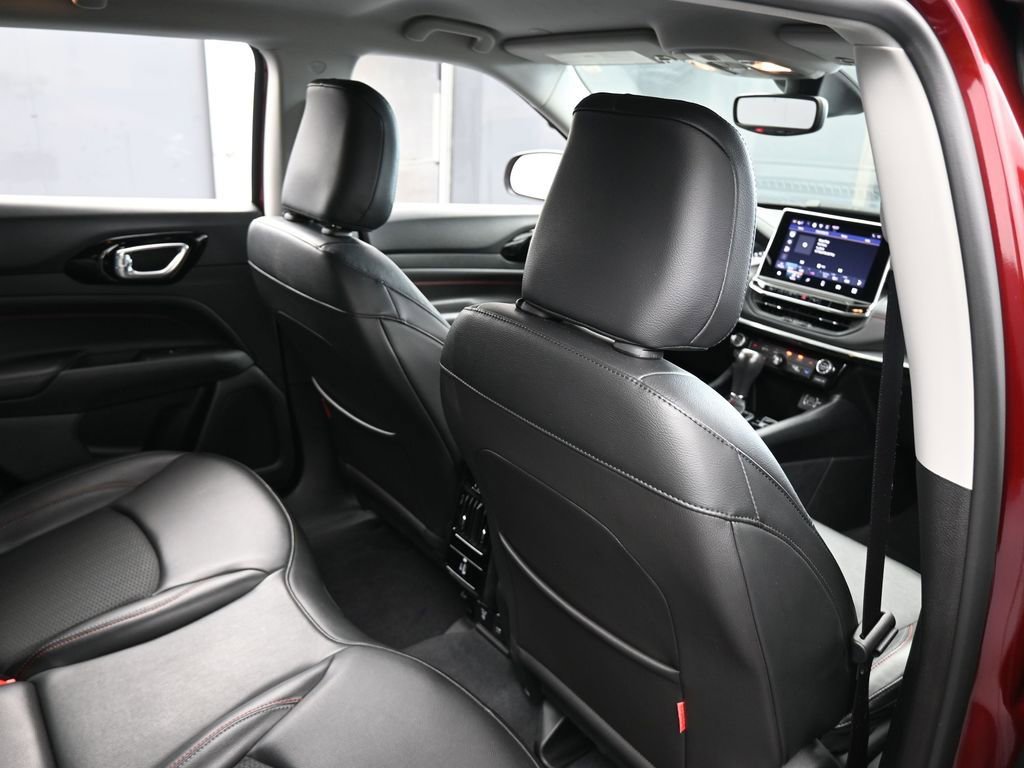 Used 2022 Jeep Compass Trailhawk w/ Trailhawk Convenience Group image 42