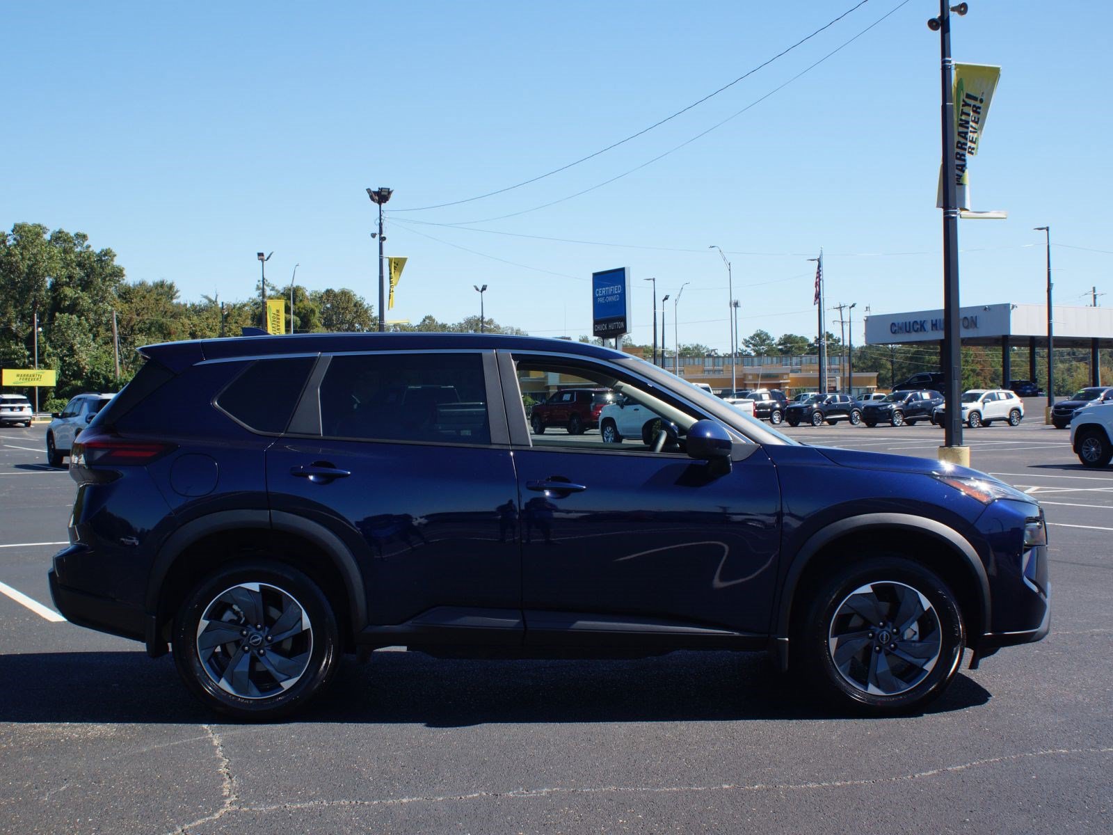 Used 2026 Nissan Rogue SV FWD image 17