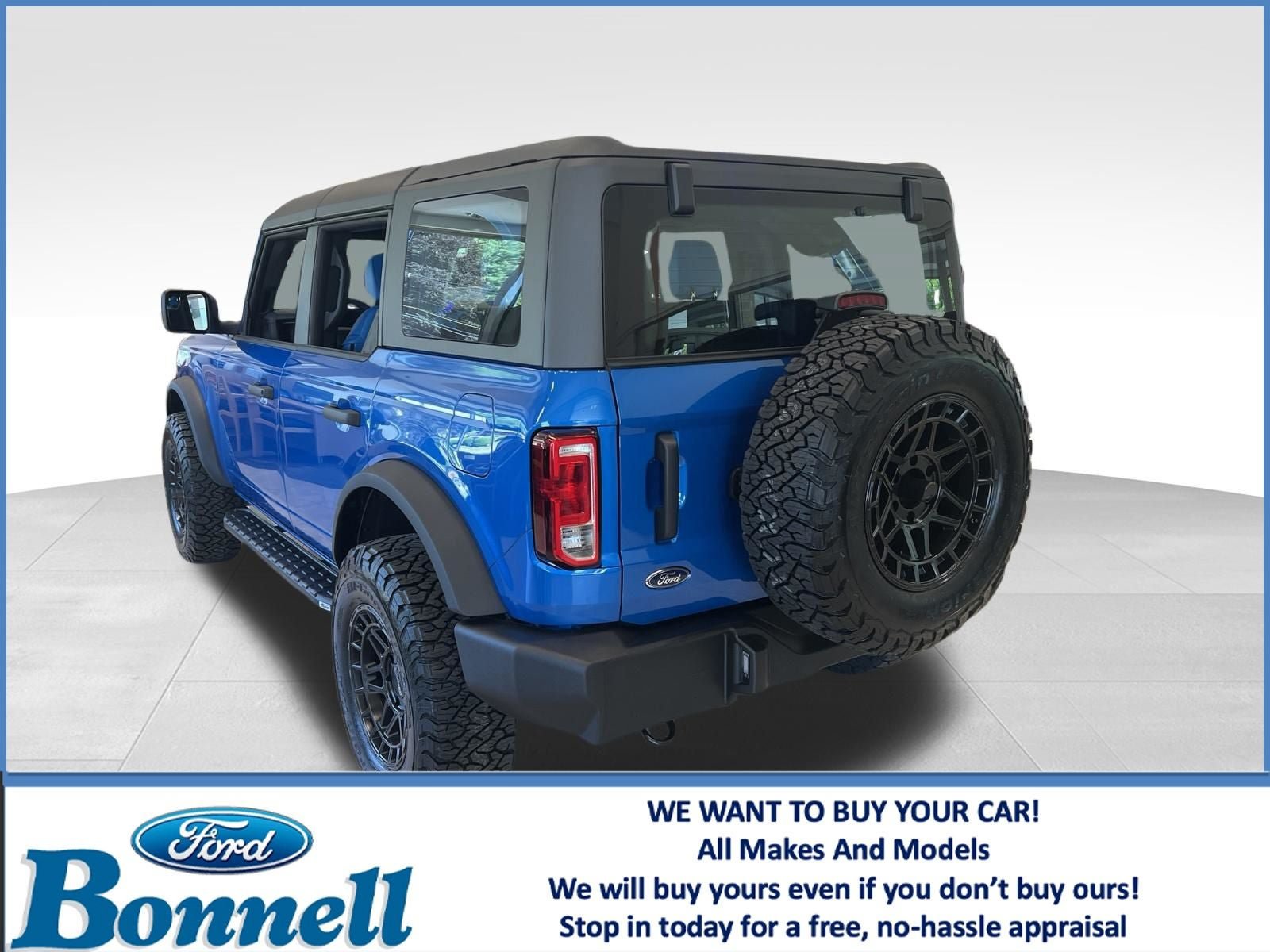 New 2025 Ford Bronco 4-Door AWD/4WD image 3