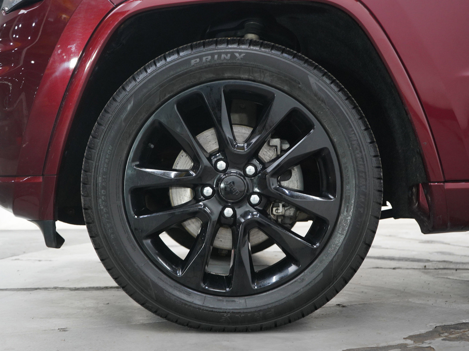 Used 2019 Jeep Grand Cherokee Altitude RWD image 29