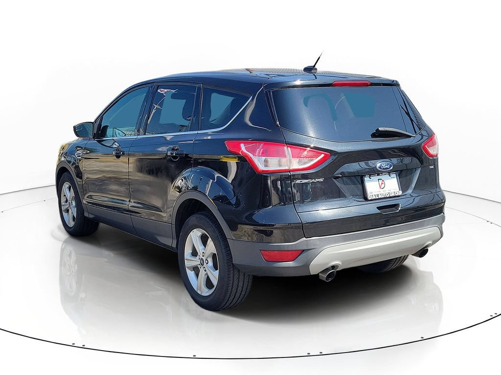 Used 2015 Ford Escape SE FWD image 3