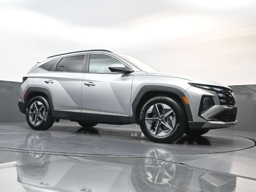 Certified 2025 Hyundai Tucson SEL FWD image 21