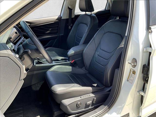 Used 2024 Volkswagen Jetta SEL FWD image 23