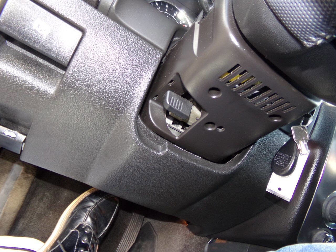 Used 2009 HUMMER H3 Luxury AWD/4WD image 44