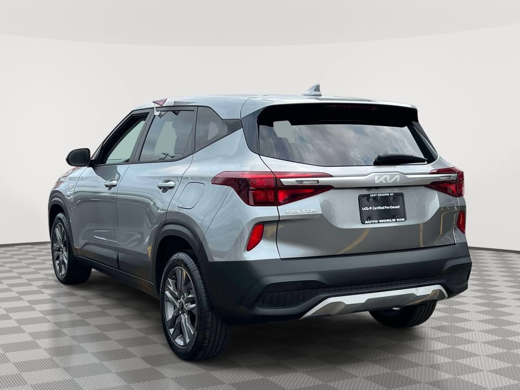 Used 2023 Kia Seltos LX AWD/4WD image 7