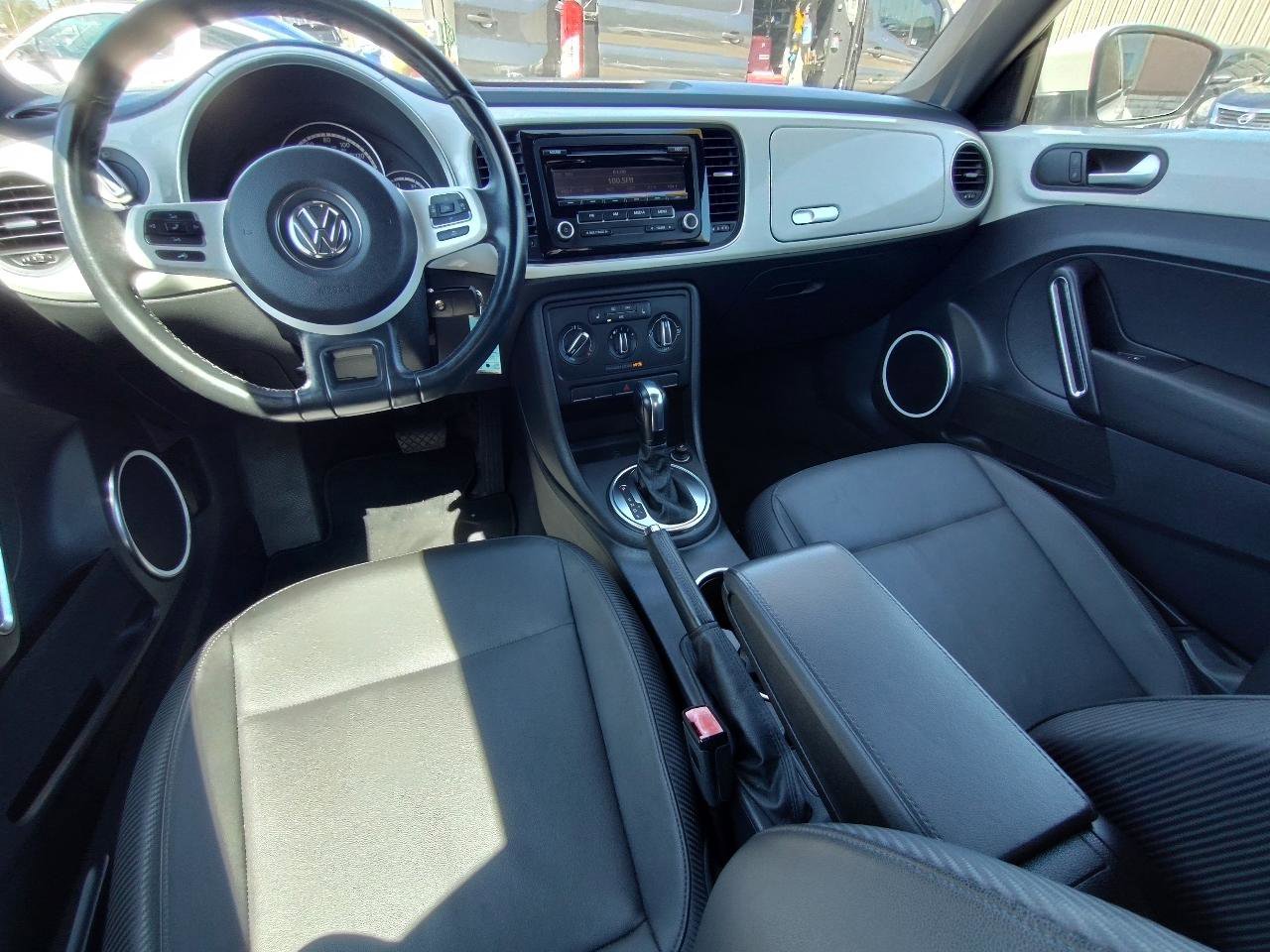 Used 2014 Volkswagen Beetle 2.5 image 26