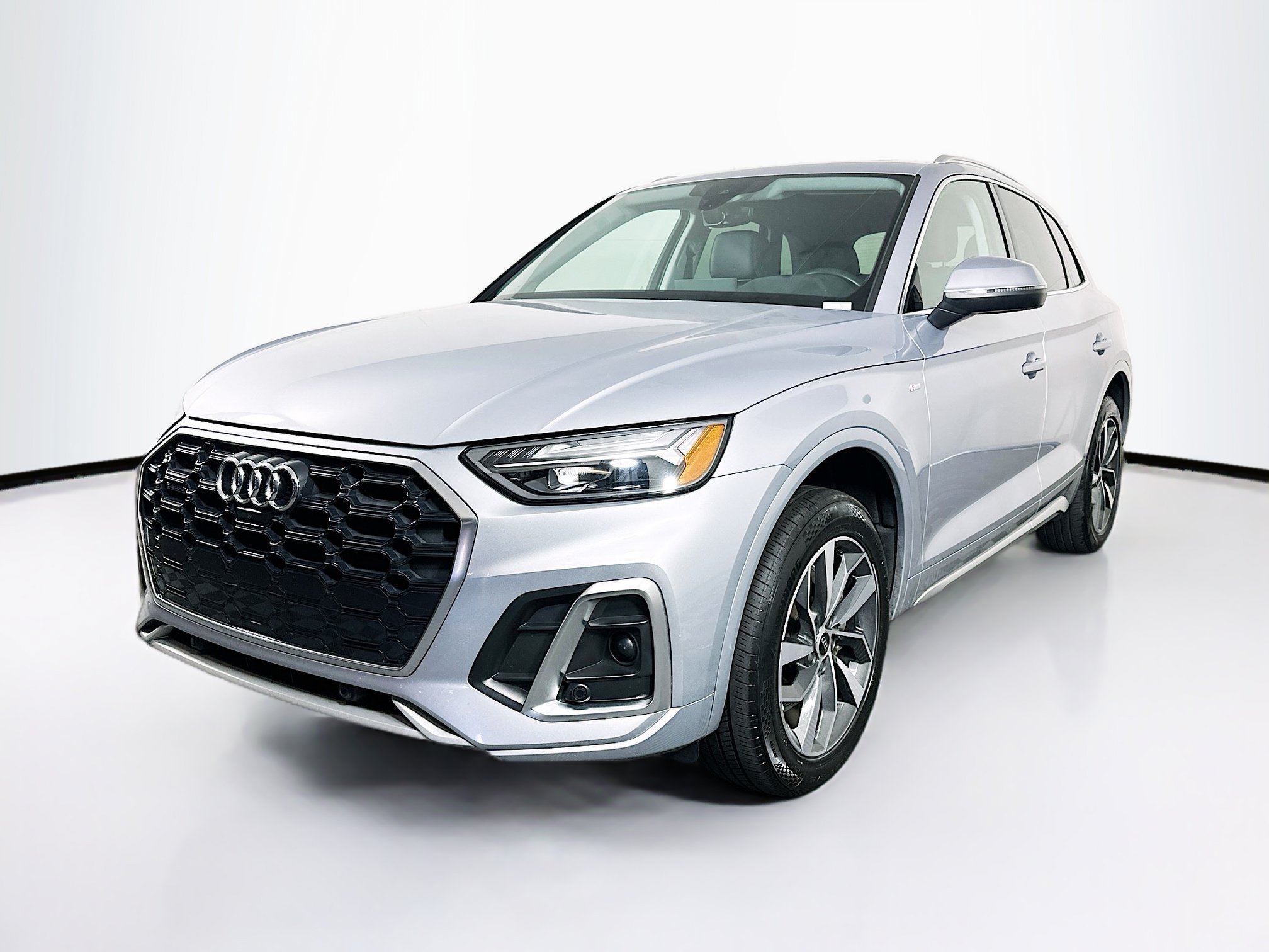 Used 2024 Audi Q5 2.0T Premium Plus AWD/4WD image 3