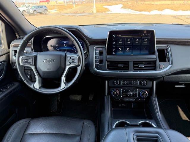 Used 2024 Chevrolet Suburban Z71 w/ Luxury Package AWD/4WD image 26