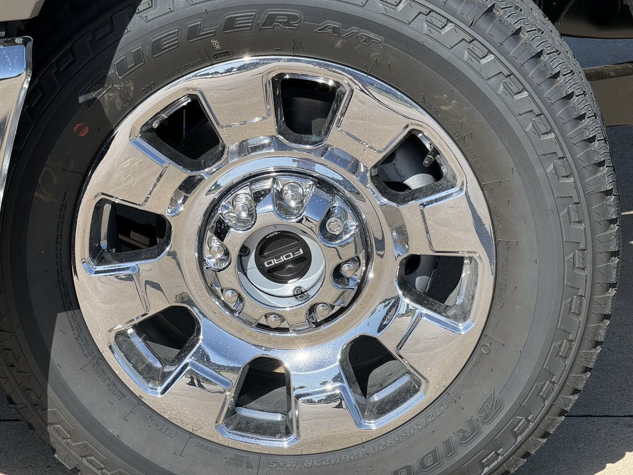 New 2026 Ford F350 King Ranch w/ Chrome Package AWD/4WD image 8