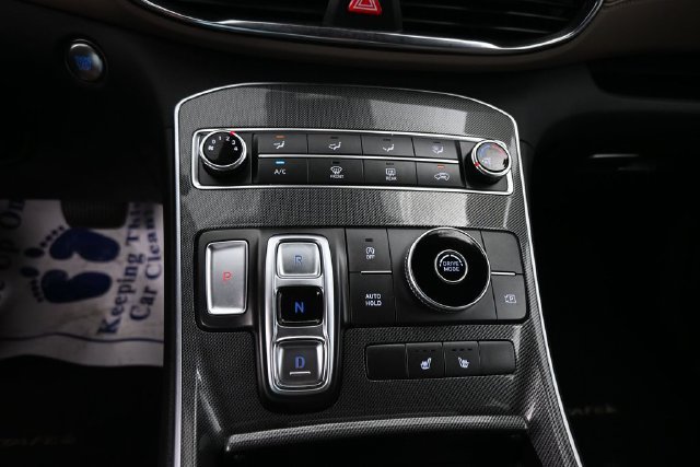 Used 2022 Hyundai Santa Fe SEL FWD image 13