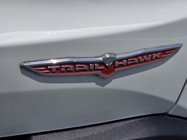 Used 2019 Jeep Renegade Trailhawk AWD/4WD image 31