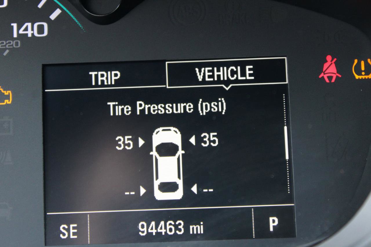 Used 2021 Chevrolet Trax LT w/ LT Convenience Package image 20