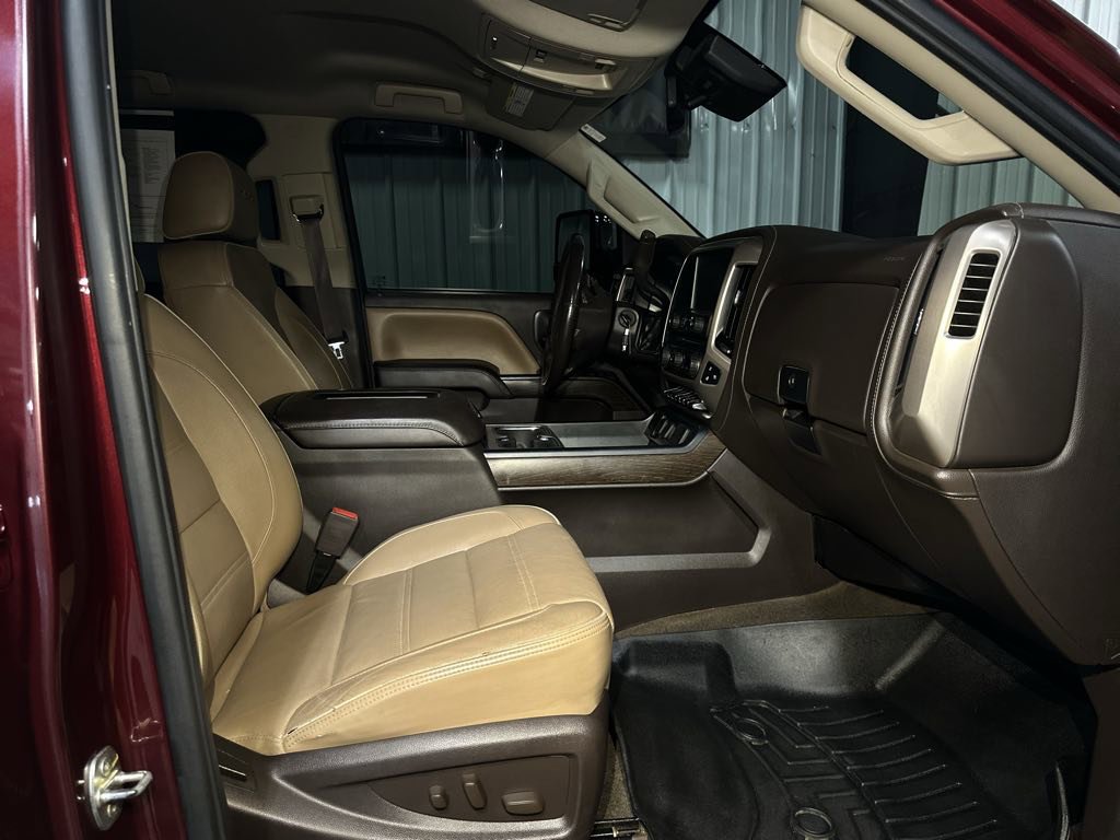 Used 2017 GMC Sierra 2500 Denali w/ Duramax Plus Package image 14