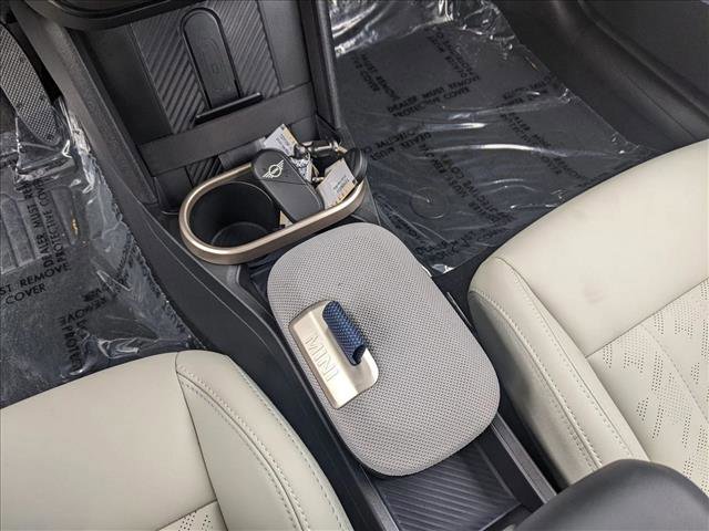 New 2026 MINI Cooper 2-Door Hardtop FWD image 11