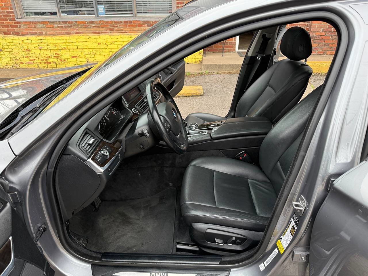 Used 2015 BMW 535i 535i 4dr Sedan image 10