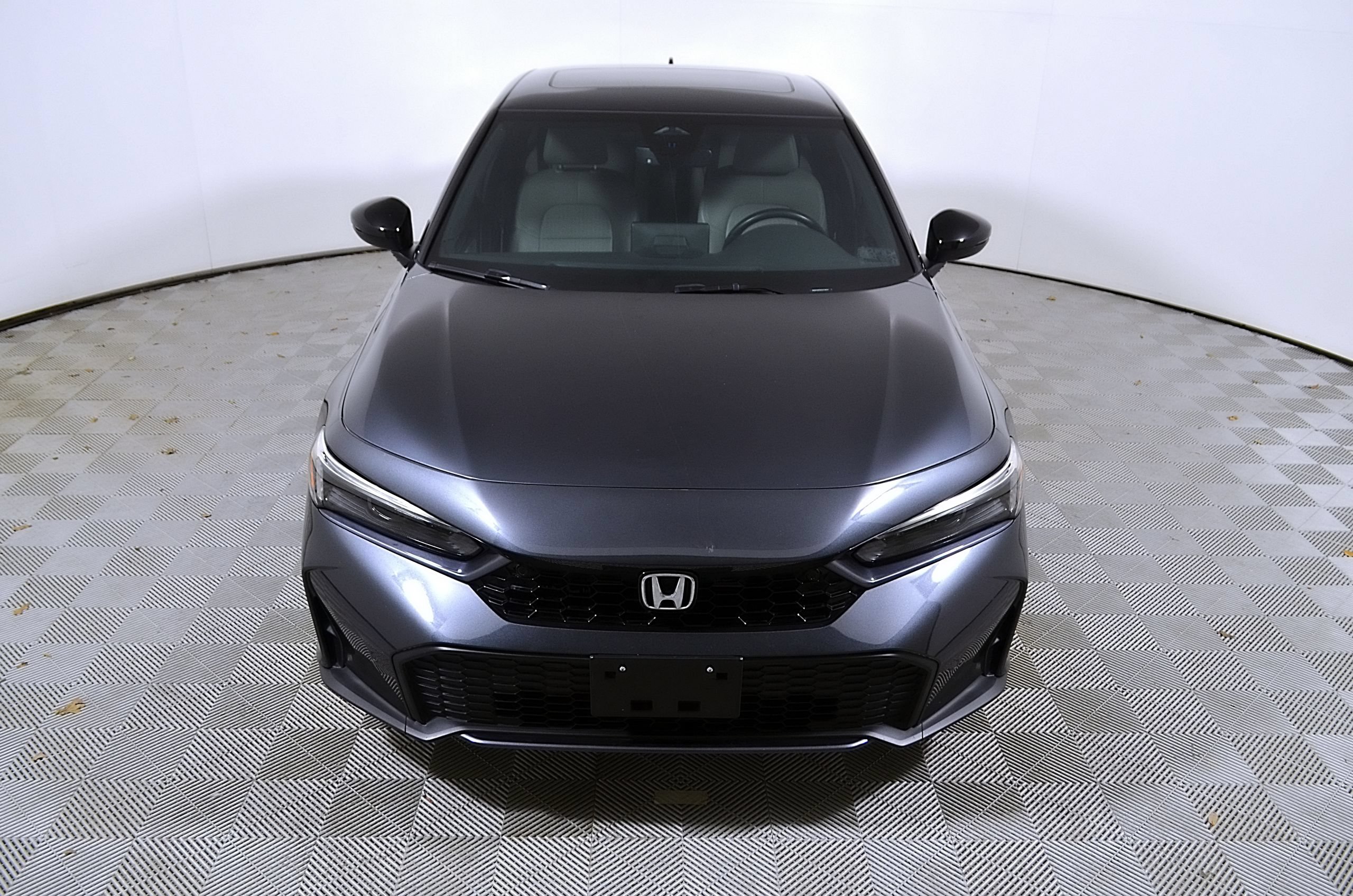Used 2025 Honda Civic Sport Touring image 4
