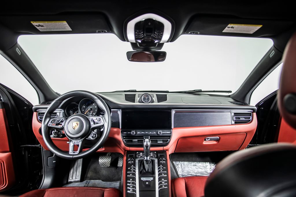 Used 2021 Porsche Macan GTS AWD/4WD image 21