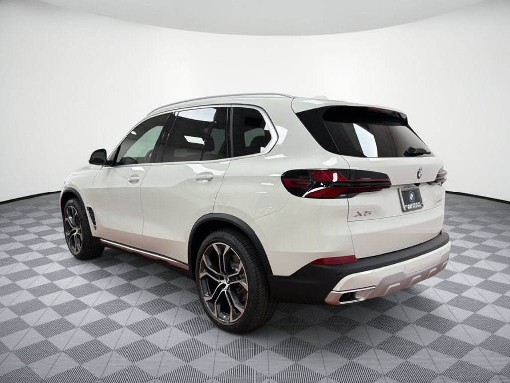 Used 2026 BMW X5 xDrive40i w/ Climate Comfort Package AWD/4WD image 5
