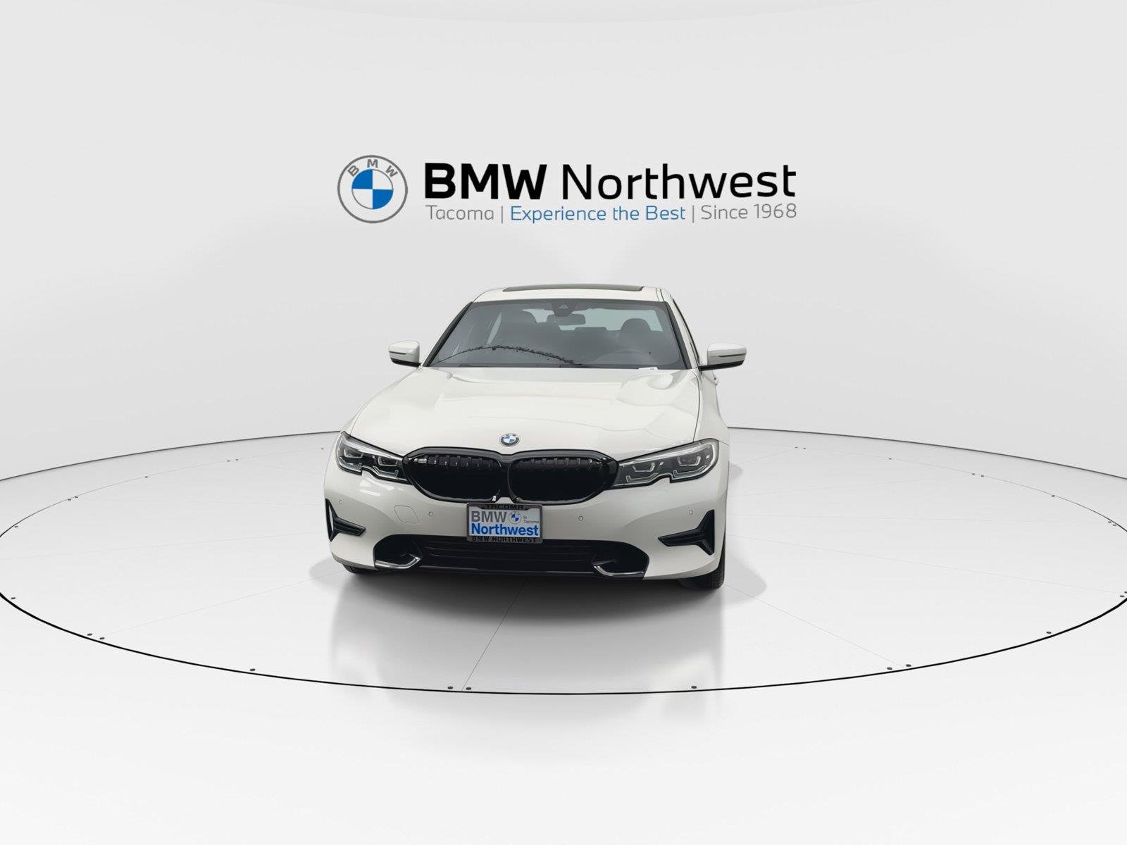 Used 2021 BMW 330e w/ Convenience Package RWD image 8